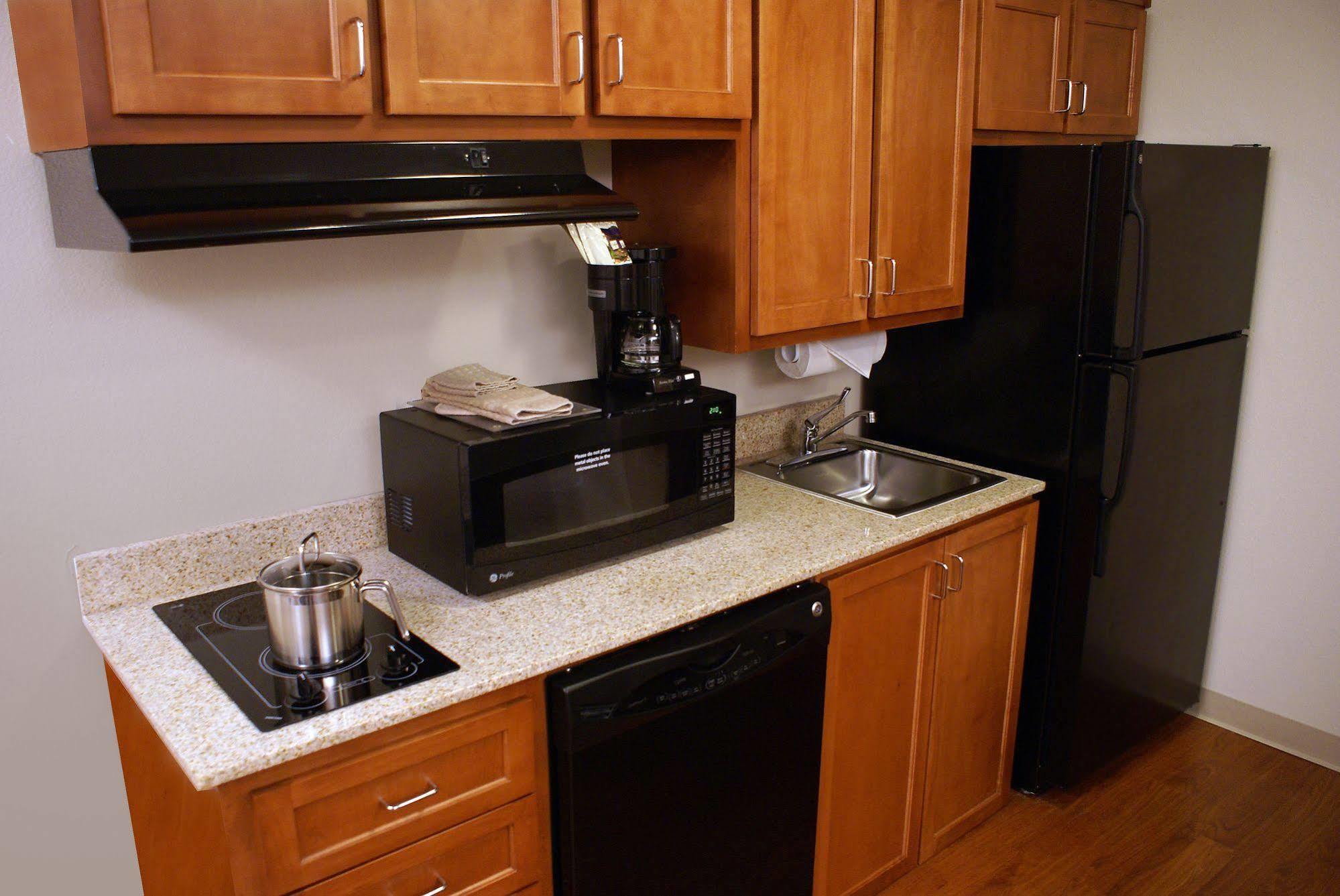 Extended Stay America Suites - Houston - Iah Airport Aldine Bagian luar foto