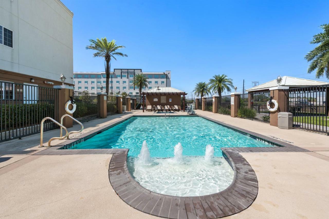 Extended Stay America Suites - Houston - Iah Airport Aldine Bagian luar foto